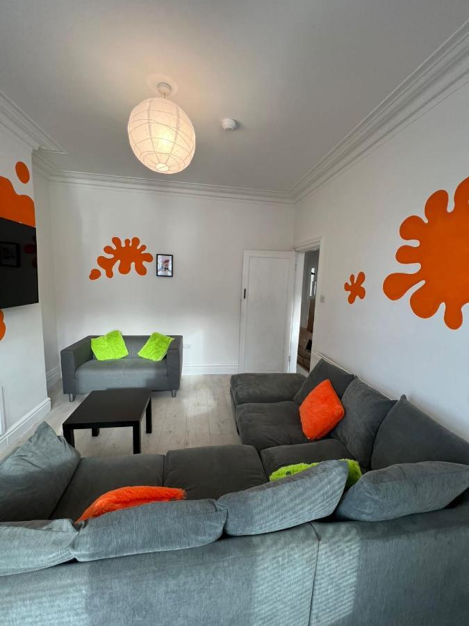 Nickelodeon House Great For Kids Villa Blackpool Kültér fotó